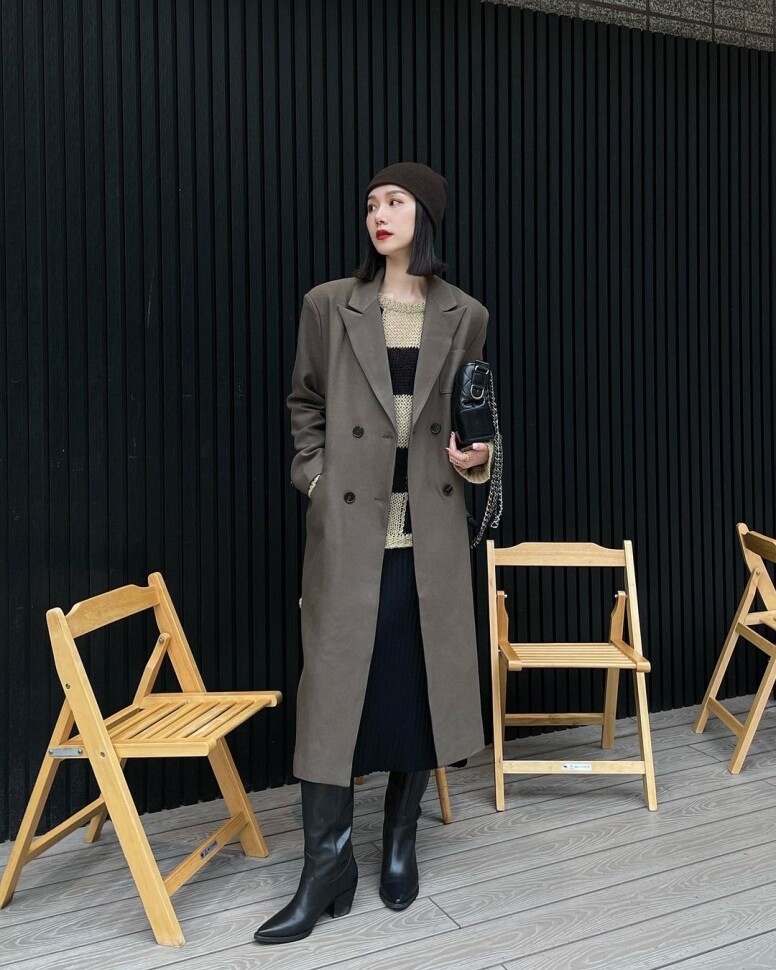 不但是西裝控，Amber還是手袋控。她入手了不少品牌手袋，當中包括Chanel、Celine、Maison Margiela