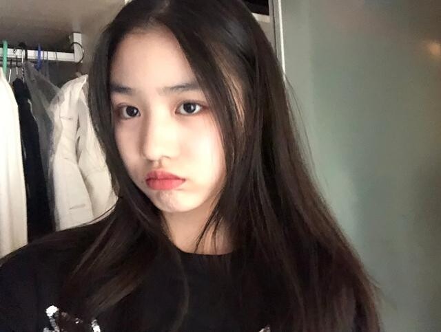 愛女深切的汪峰面對女兒14歲生日，似乎非常感歎