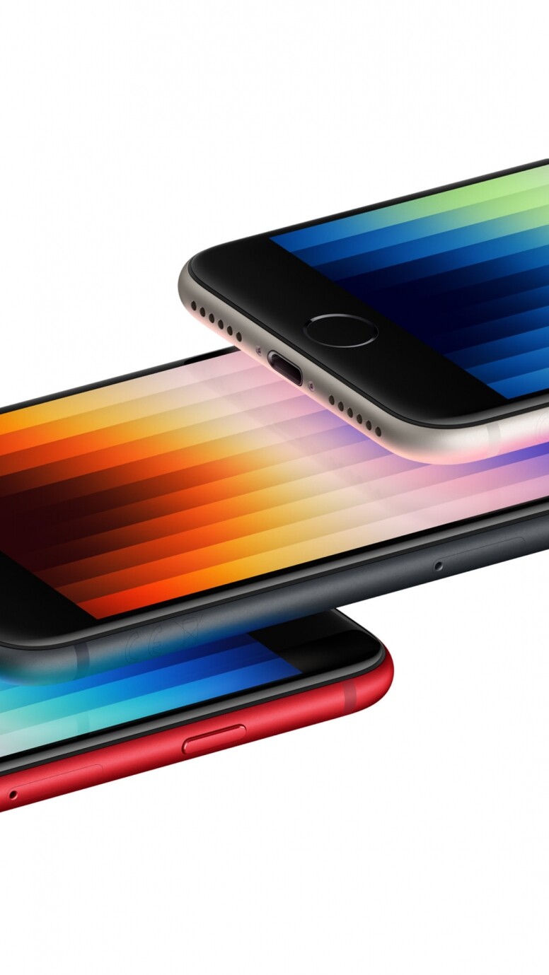 最新的iPhone SE 更與iPhone 13一樣，配備 A15 仿生晶片速度快如閃電，速度比 iPhone 8