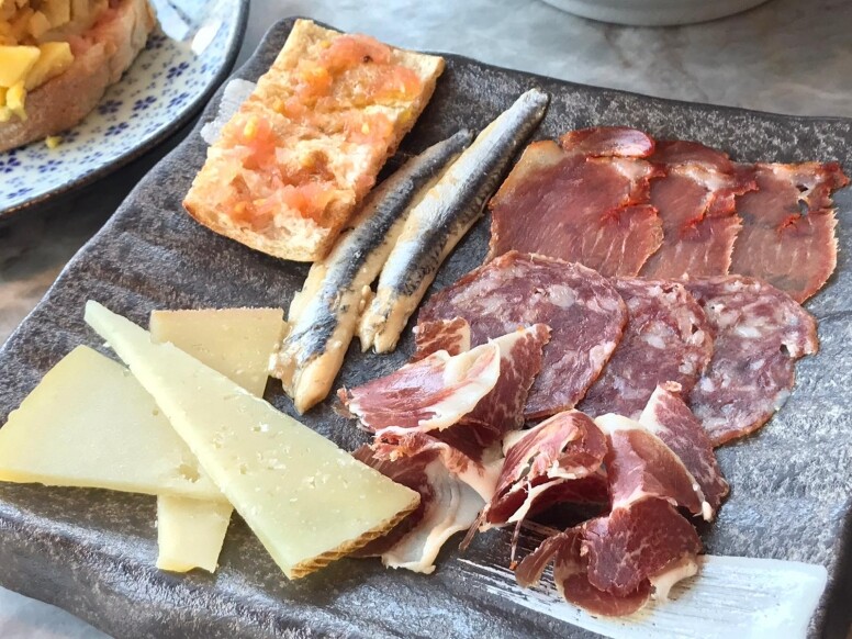 La Rambla的週日早午餐以西班牙美食市集為概念，菜式全部以季節性的時令