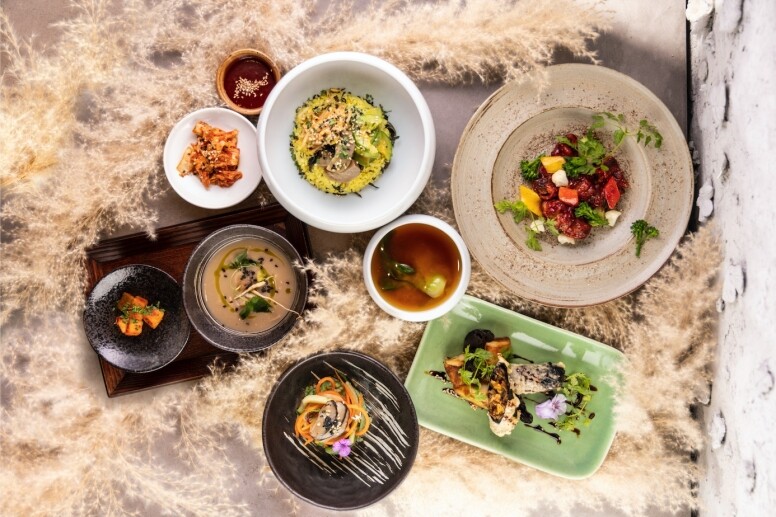 新派韓式素菜食府「土生花」推出「冬日嚐味菜單」，午市定價為每位568元（八道