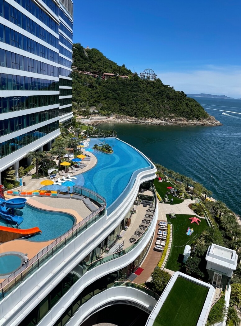 香港富麗敦海洋公園酒店（The Fullerton Ocean Park Hotel Hong Kong）地址：南區大樹灣海洋徑3號
