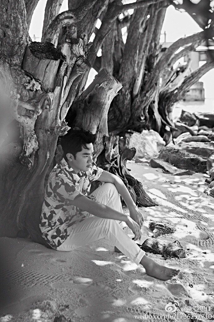 image with no details