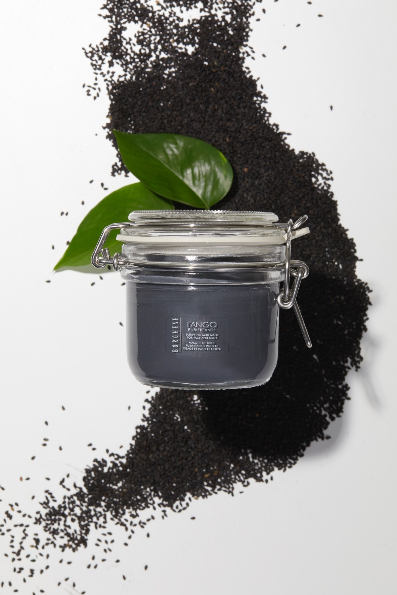 Fango Purificante Purifying Mud Mask for Face and Body 淨透平衡美膚泥漿$750/17.6oz ，$400/7.5oz來自高嶺土