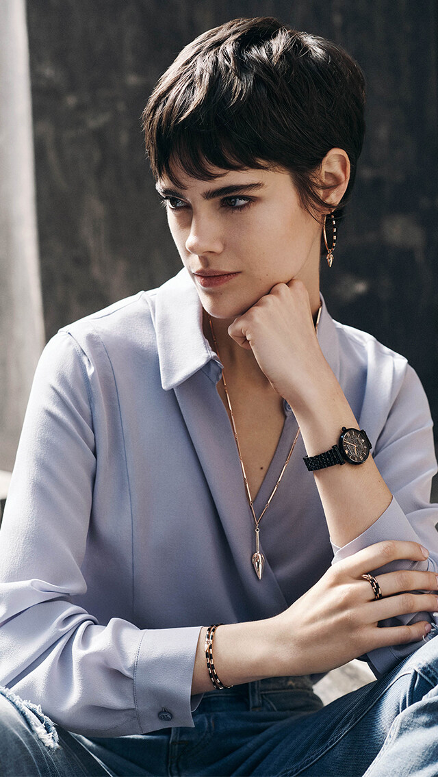 Emporio Armani 2019秋冬女裝腕錶系列為其經典款式注入現代風格。